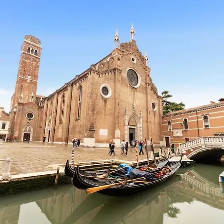 Stin House Basilica Dei Frari Venice